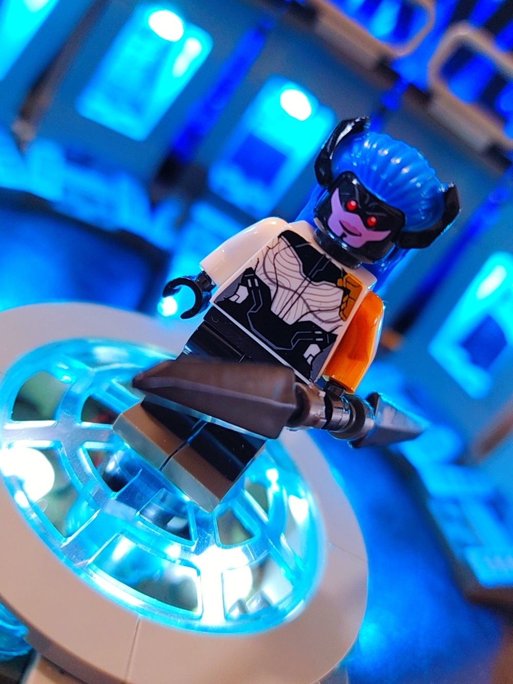 Proxima Minifigure Lego Compatible - Picture 2 of 7